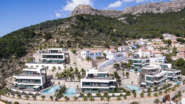 Эксклюзивное предложение: 6 вилл в Кальпе с потрясающими видами