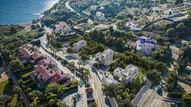 Новый дом в Эль-Кампельо: комфорт и стиль у моря