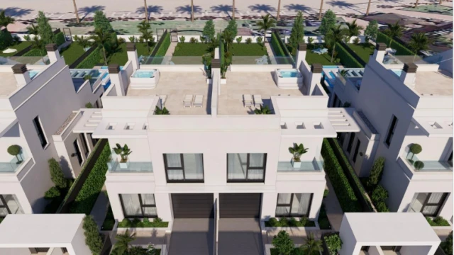 Откройте для себя свою мечтательную виллу у моря на берегу Средиземного моря!