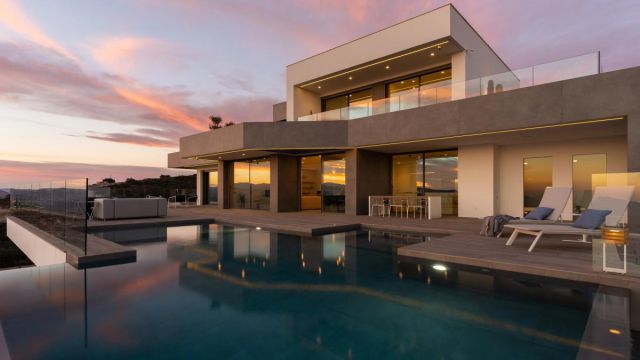 Новая вилла с видом на море в Вилла Велета - Резиденсиал Хасминес