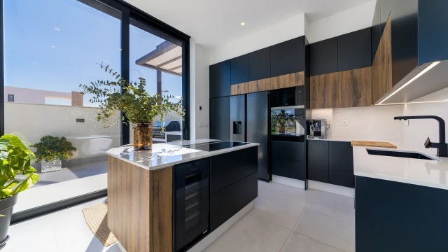 Эксклюзивные виллы в Аликанте: комфорт и элегантность возле моря