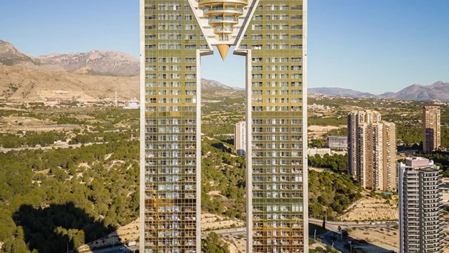 Уникальный жилой проект в Бенидорме: привилегии небесного уровня.