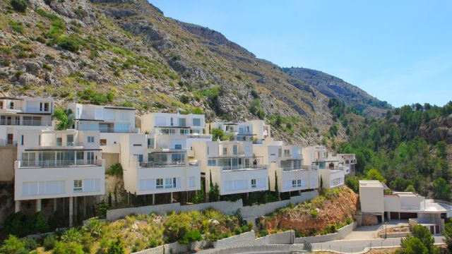 Элитный жилой комплекс с видом на море в Аликанте