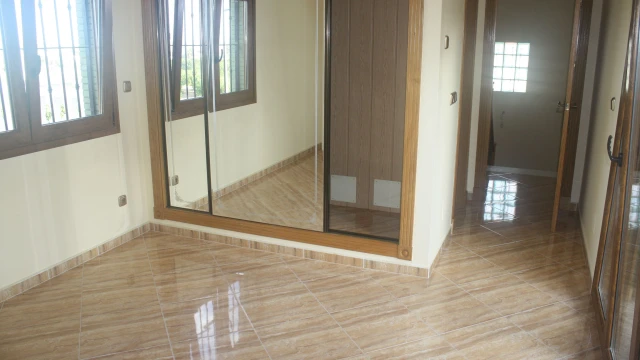 Villa mediterránea en Monteolivo, Alicante: confort y tranquilidad