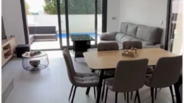 Жизнь в прекрасном городке Аликанте: роскошные виллы с частным бассейном.