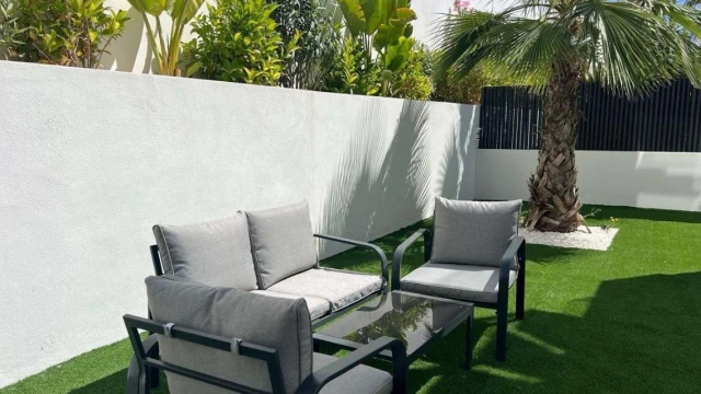 Современная вилла с видом на море в районе Сьерра Кортина