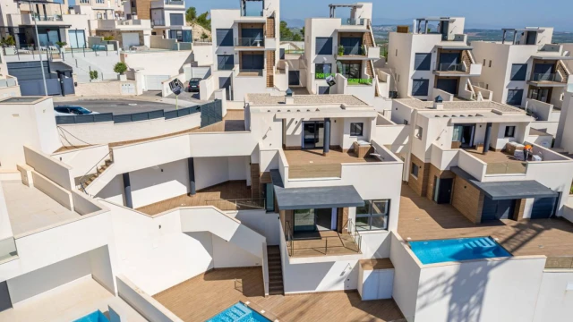 Luxury Villas in San Miguel de Salinas - Modern Design, Private Garden, Pool & Parking