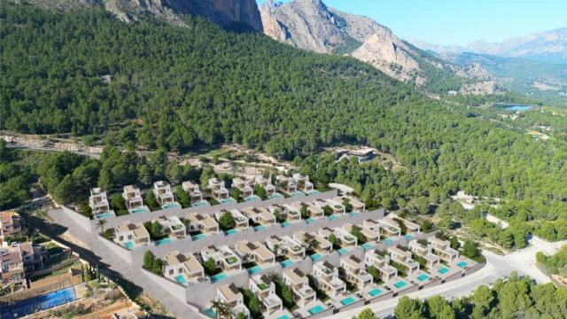 Эксклюзивные виллы в природном районе Polop: комфорт и устойчивость