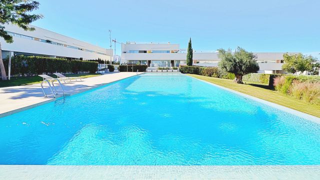 Эксклюзивный пентхаус в Mirasal с панорамной террасой и солярием