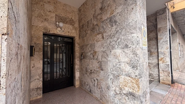 Привлекательная квартира рядом с пляжем в Ло Паган, идеально для отдыха.