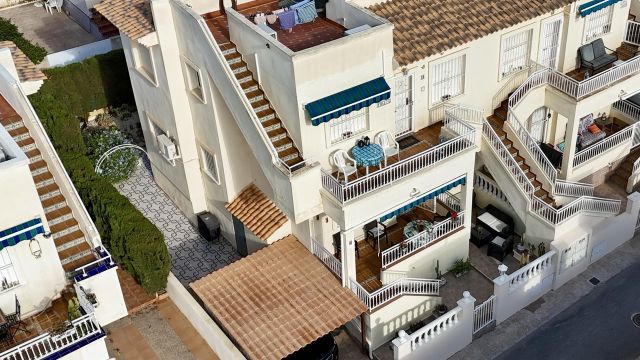 Отличный шанс приобрести уютную 2-спальную квартиру на первом этаже в Playa Flamenca, Flamingo Hills III.