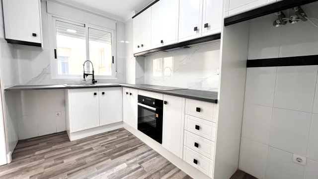 Nowoczesne mieszkanie 2 sypialnie, 2 łazienki w San Miguel de Salinas. Idealne położenie, nowoczesny styl.