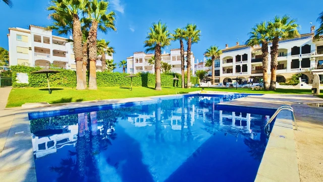 Шикарная квартира с ремонтом в Вилламартине, рядом с гольфом и плазой