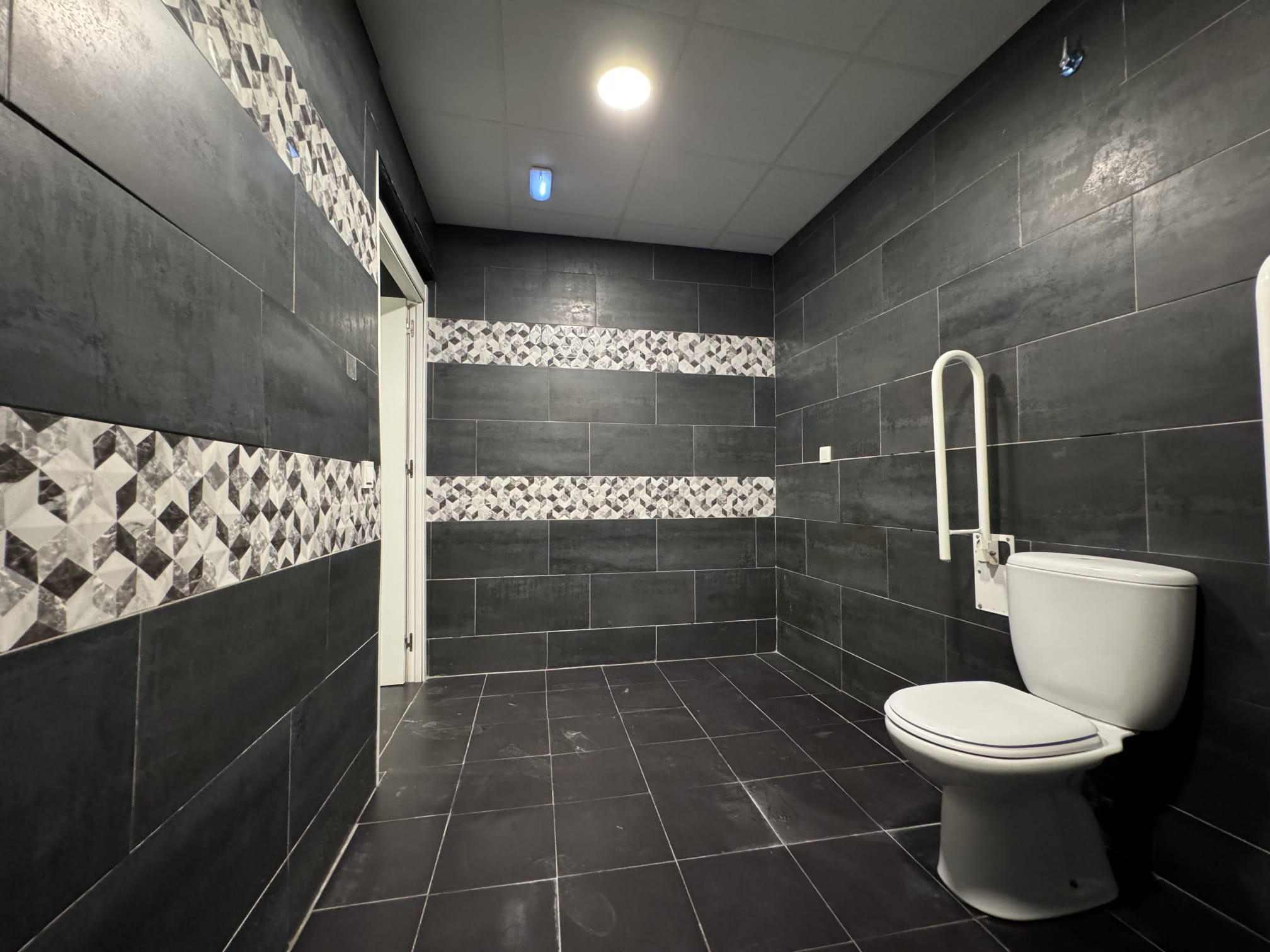 0 Sovrum Kommersiella fastigheter i Torrevieja