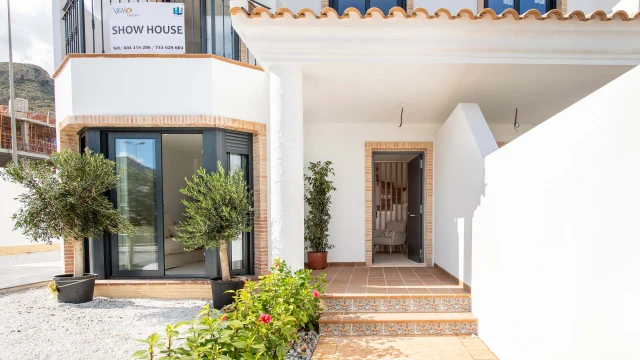 Новые таунхаусы и бунгало в Коксе: комфорт и средиземноморское спокойствие