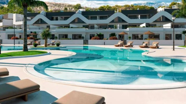 Apartamentos modernos con terraza y piscina en Alfaz del Pi, Costa Blanca