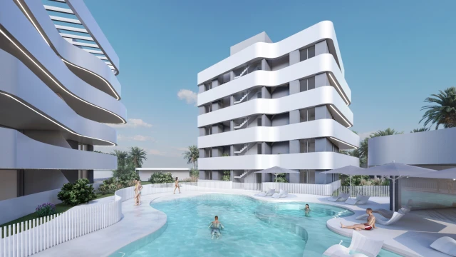 Smart Beachside Apartments with Luxury Amenities in Guardamar del Segura