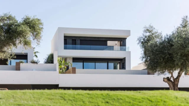 Luksusowa willa przy polu golfowym z basenem bez krawędzi w Algorfie