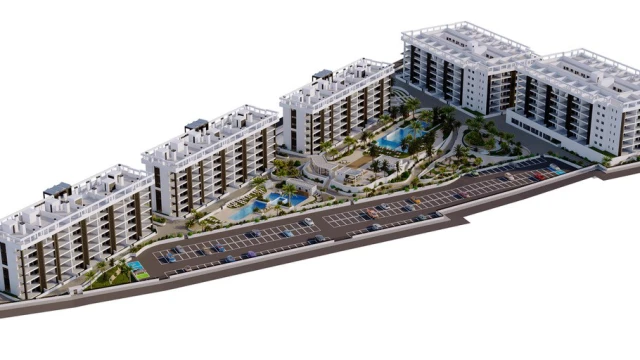 Элитные апартаменты у моря в жилом комплексе рядом с пляжем Ла Мата