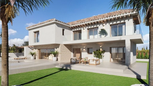 Luxurious 4-Bedroom Villa with Pool and Solarium in Cabo Roig, Orihuela Costa