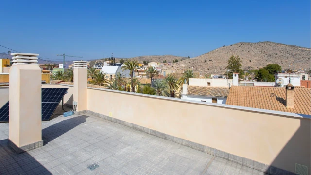 Современные квартиры в центре очаровательного города Аликанте