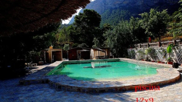 Великолепное поместье в природном парке Сьерра-де-Колумбарес, Геа-и-Труйольс