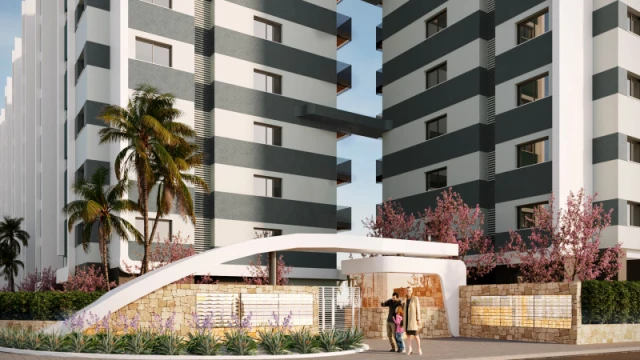 Апартаменты класса люкс у моря в новом комплексе в Торревьехе