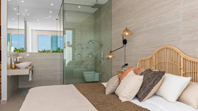 Средиземноморская вилла в благоустроенном жилом районе Ла Эррада