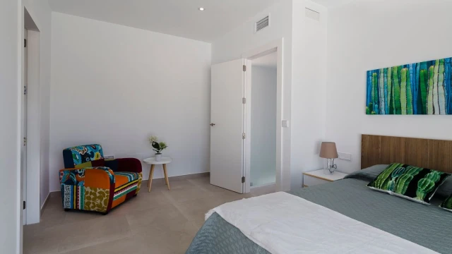 Современные просторные квартиры Sunprivilege 2 в Сан-Хавьере