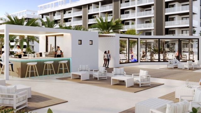 Ekskluzywne apartamenty z widokiem na morze blisko plaży La Mata w Torrevieja