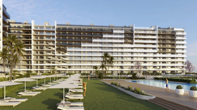 Exclusivos apartamentos de obra nueva a 250 m del mar en Punta Prima