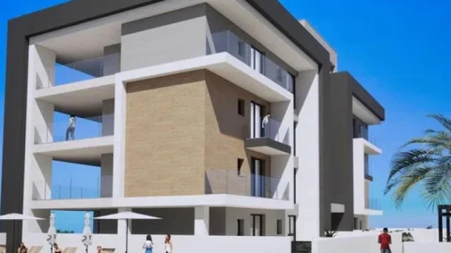 Nowoczesne apartamenty wakacyjne z basenem na dachu, 3 sypialnie, blisko plaży