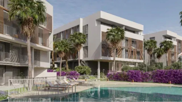 Современные квартиры у моря в Хавеа с террасами, бассейном и гаражом