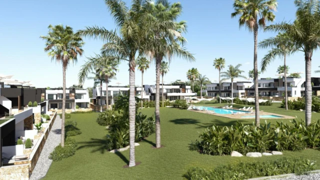 Современные квартиры с высококлассной отделкой и бассейном в Аликанте