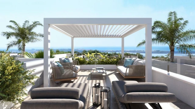 Элегантные новые виллы с бассейном и высококлассной отделкой